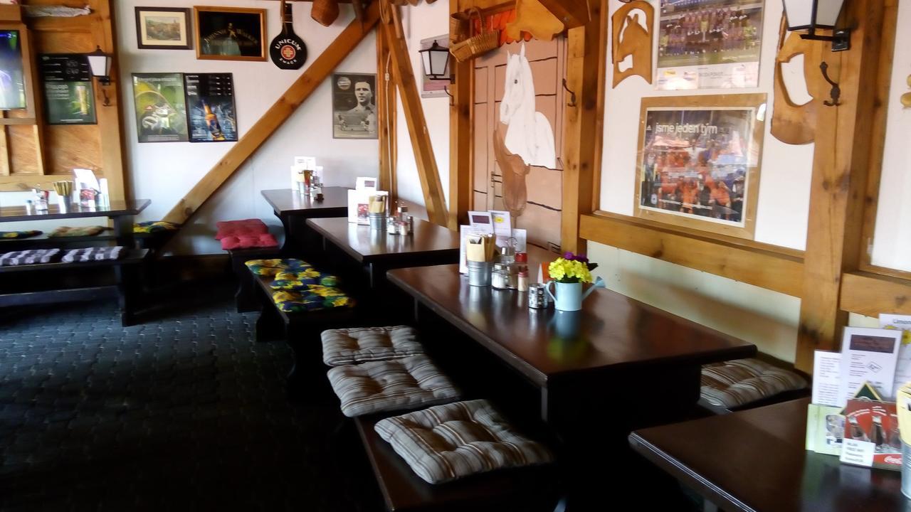 Feherlo Vendeghaz & Restaurant Bük Exteriör bild